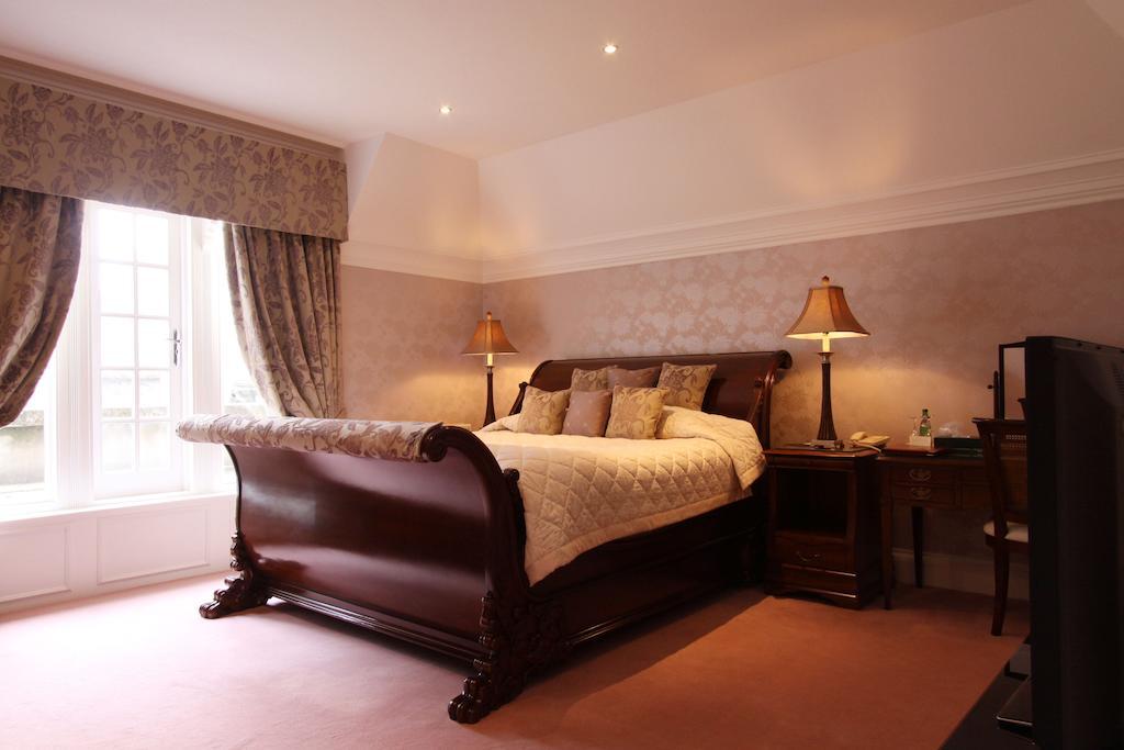 Mansion House Hotel Elgin Kamer foto